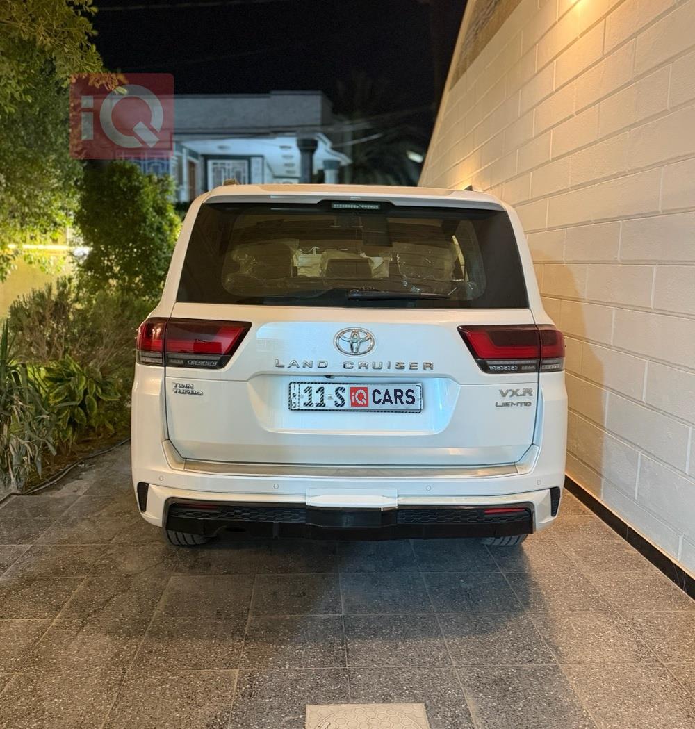 تويوتا لاندكروزر